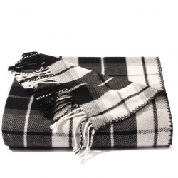 Plaid-Blankets-6005